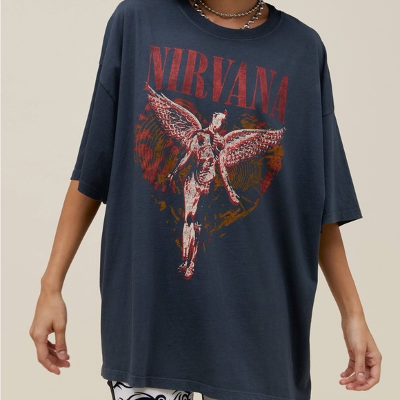 Daydreamer Nirvana Tee - Picture 2 of 3
